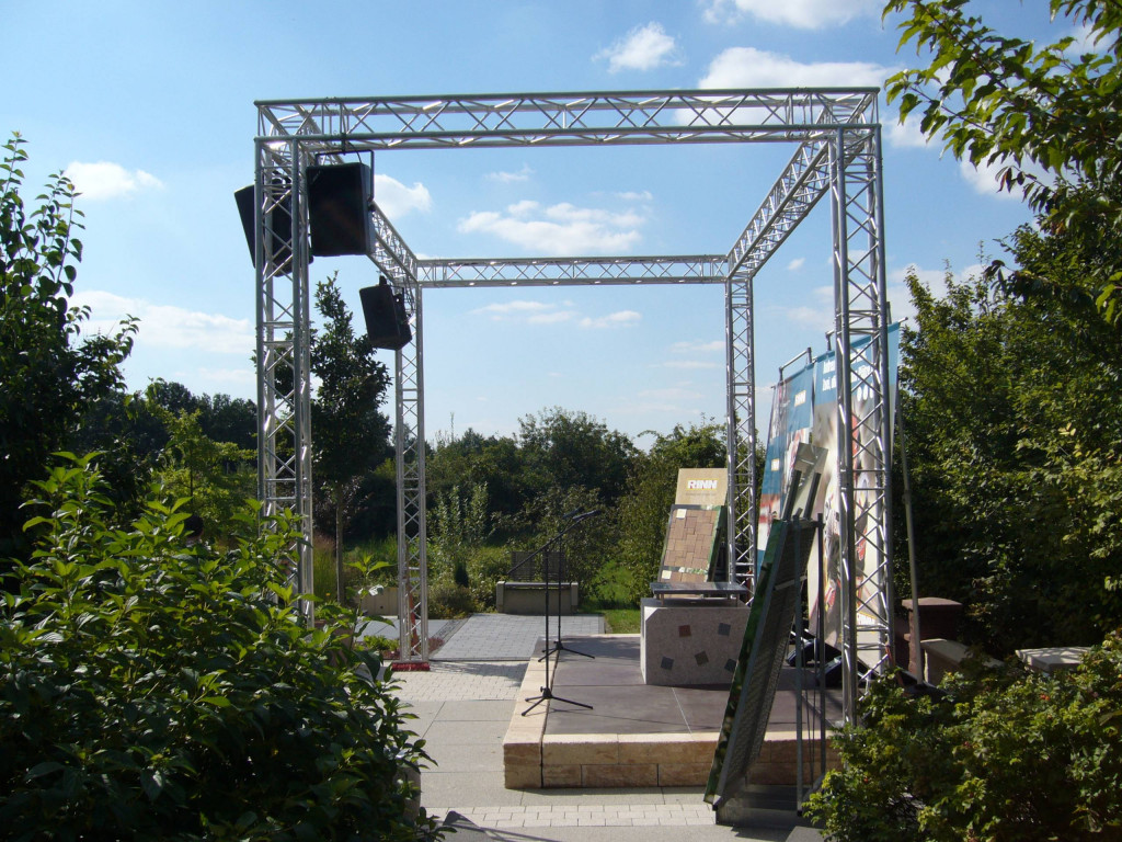 Ground Support, 6 x 4 m