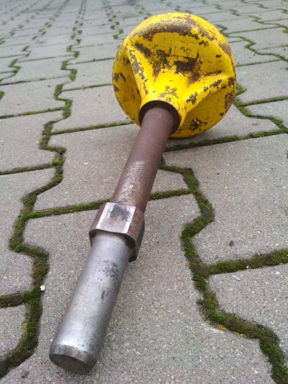 Einschlaganker Für WPC Sichtschutz-Pfosten – 105 Cm, Feuerverzinkter Stahl, 9x9 Cm, Ca. 3 Kg