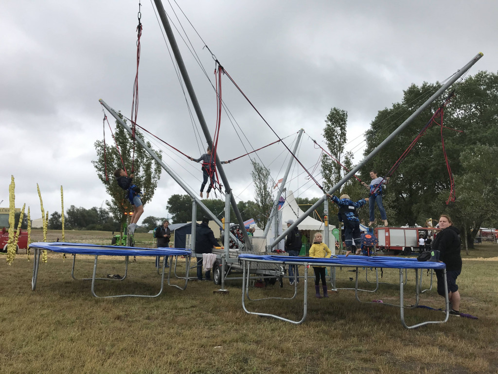 Bungee Trampolin - Waldseilgarten Wallenhausen Bungee Trampolin - Waldseilgarten Wallenhausen