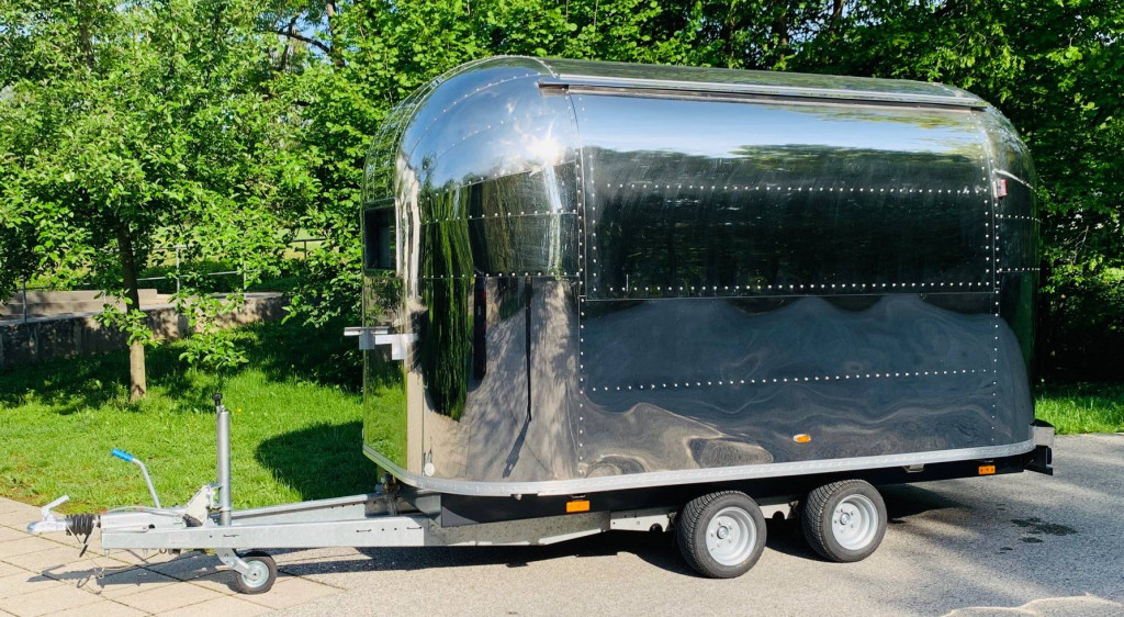 Food Trailer Anhänger Ausschank Verkaufsanhänger Imbiss