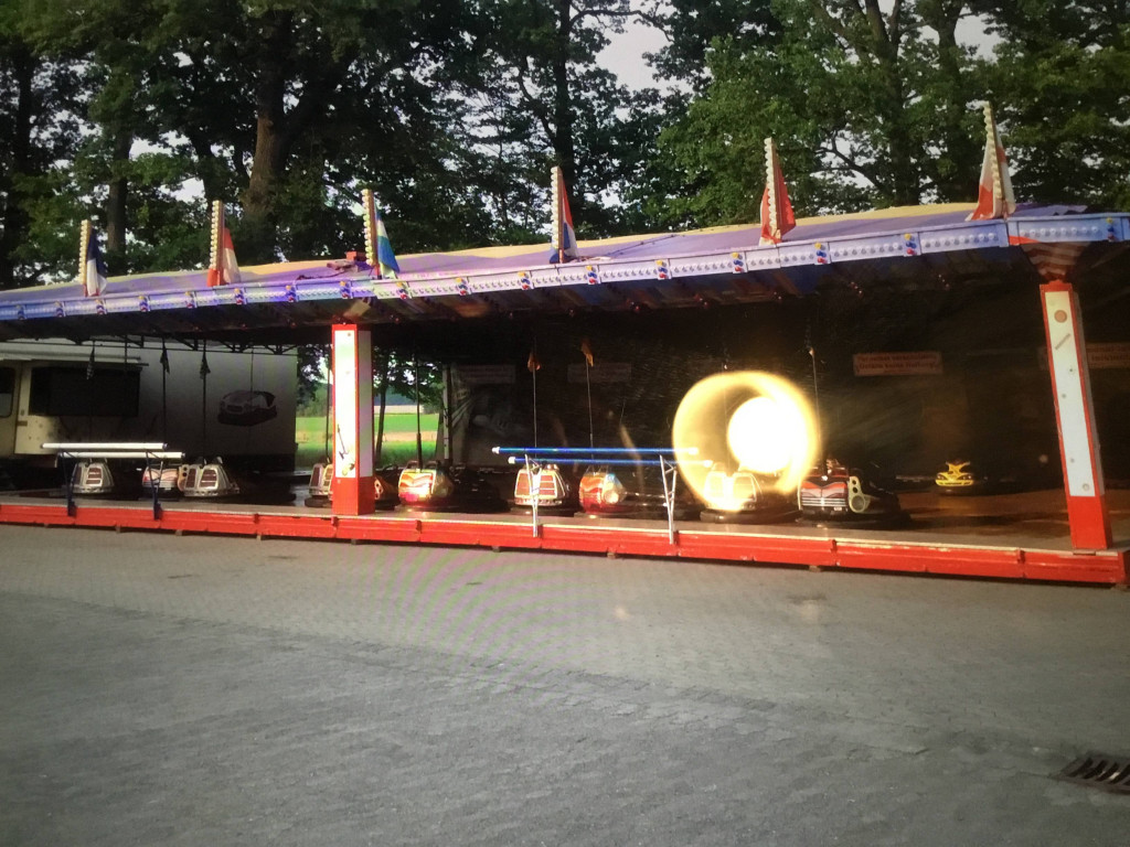 Verkaufe Autoskooter (nur Halle)