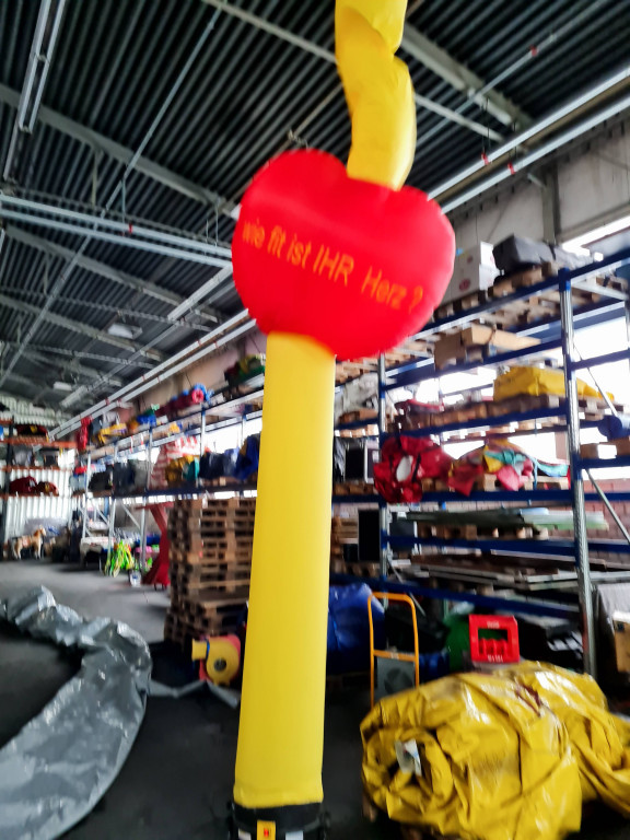 Skydancer Airdancer Wackelmann mit Gebläse ca. 4 Meter hoch Herz