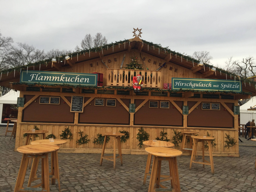 Weihnachtsmarkt Hütte