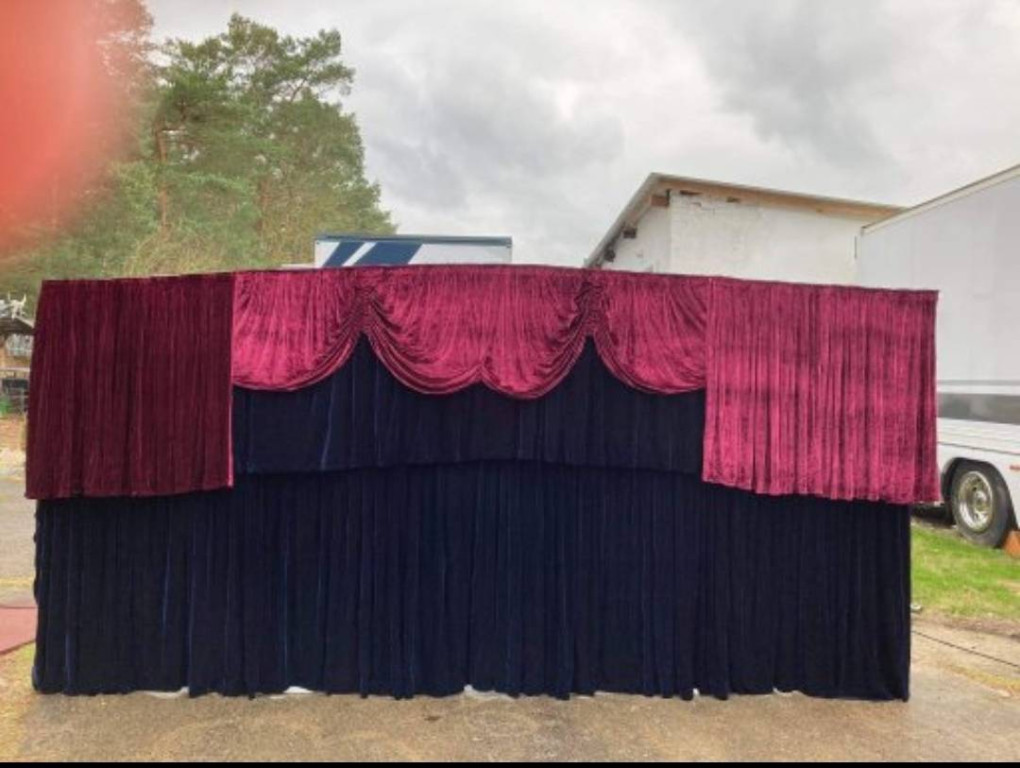 Puppenbühne Puppentheater