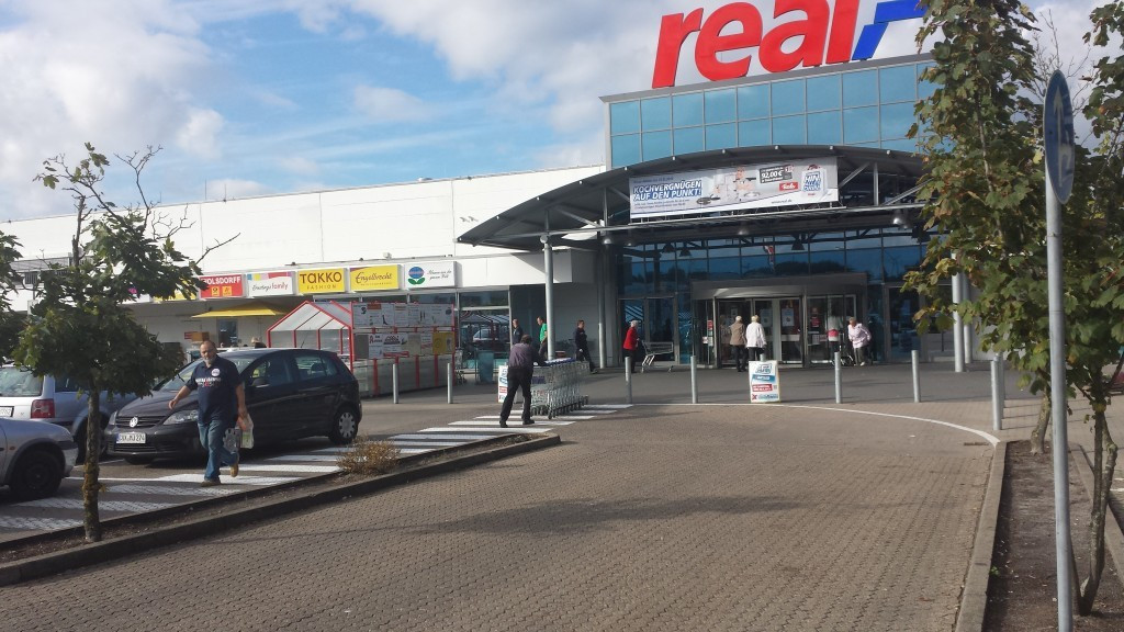 Weihnachtsmarkt real,- Schiffdorf-Spaden, Am Haupthaus 29 Tg