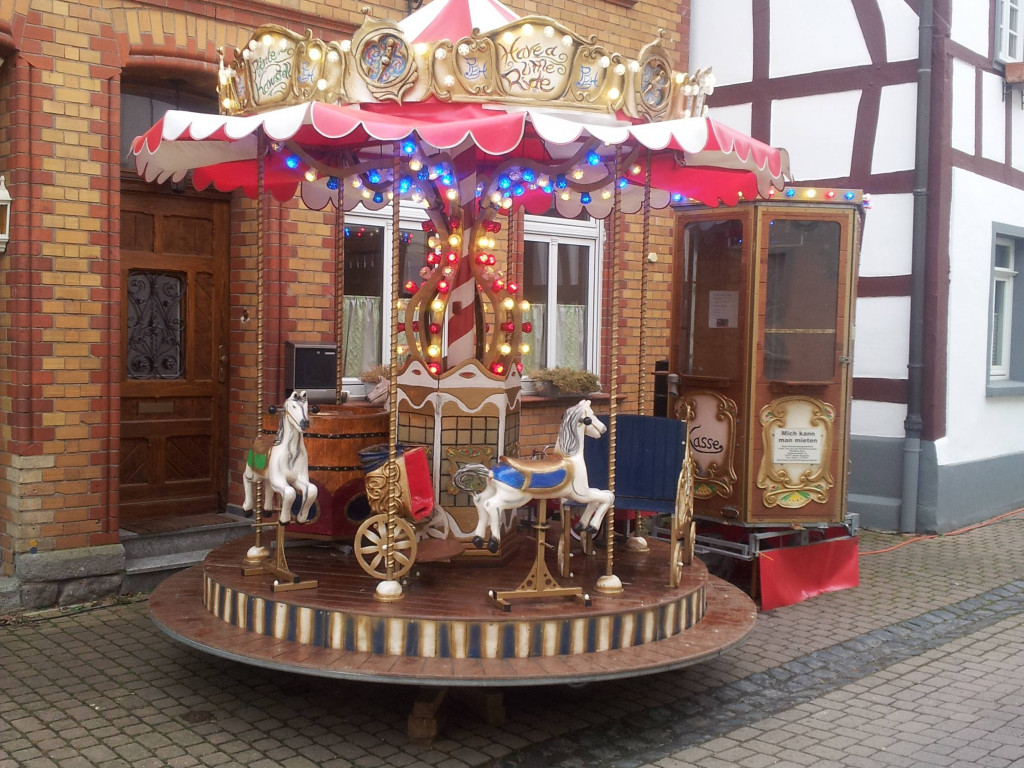 Nostalgie Karussell zu vermieten